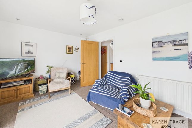 15A, Trenovissick Road, Par photo 3