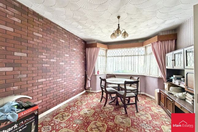 69 Highbury Avenue, Manchester photo 4