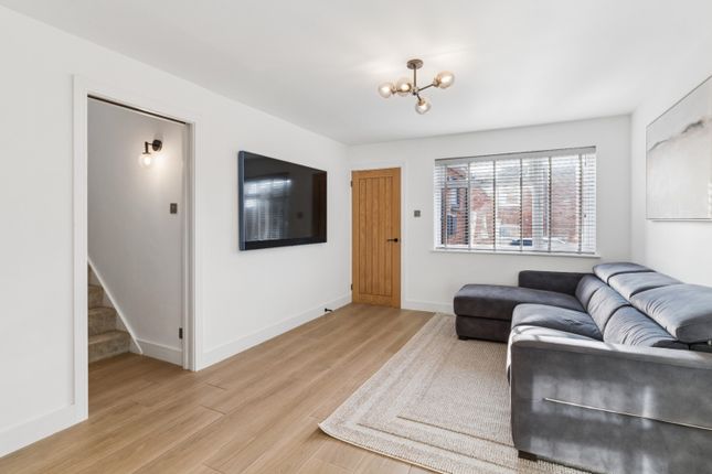 20A, George Street, Bedford photo 3