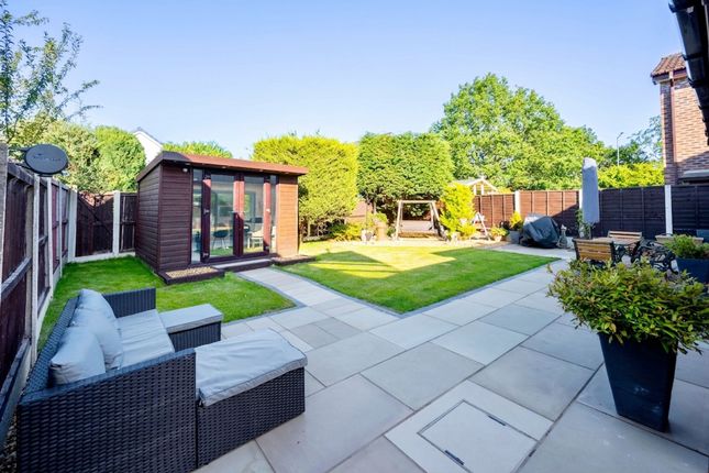 22 Gleneagles Drive, Preston photo 4