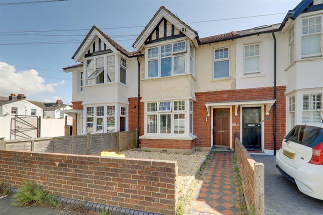 Thumbnail Flat for sale in Highfield Road, Worthing