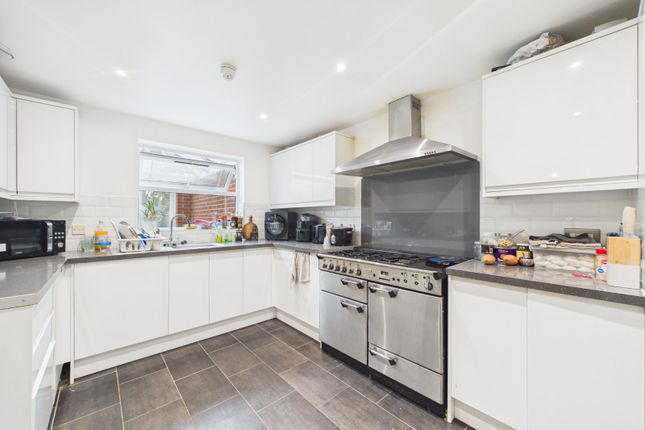 Shepherds Spring Lane, Andover photo 2