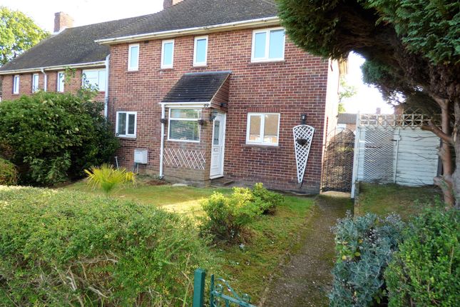 Thumbnail Terraced house to rent in Pearson Road, Crawley