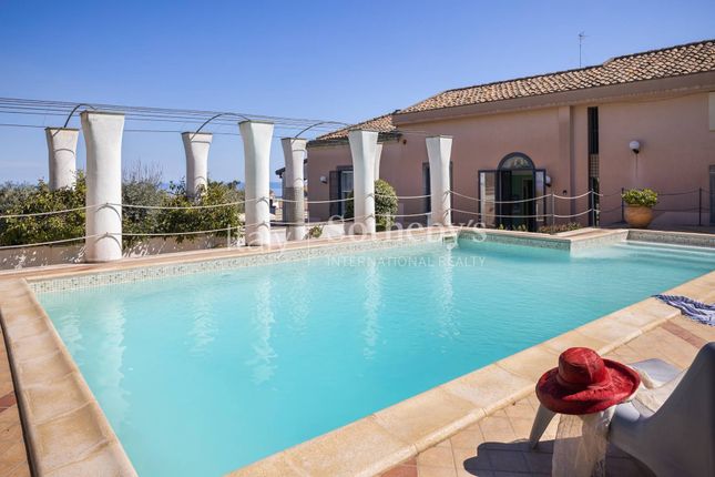 Villa for sale in Via Marzulli, Acireale, Sicilia