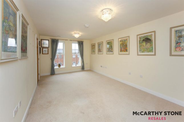 Flat for sale in Clive Road, Redditch