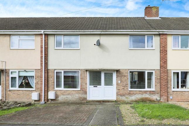 Town house for sale in Leeds Road, Shireoaks, Worksop