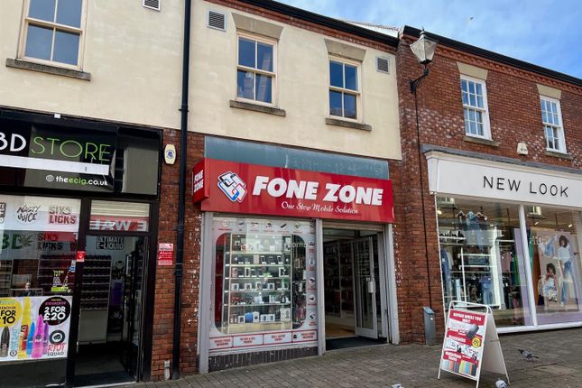 Retail premises to let in Unit 3 Castle Walk, Newcastle-Under-Lyme, Staffs