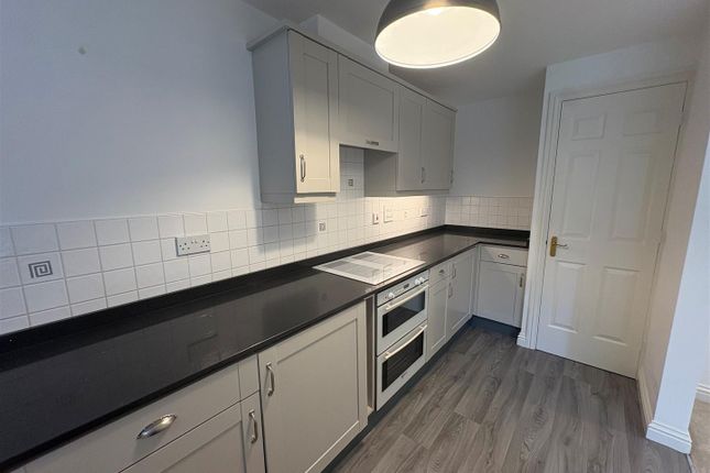 4 Birch View, Greystones Drive, Darlington photo 4