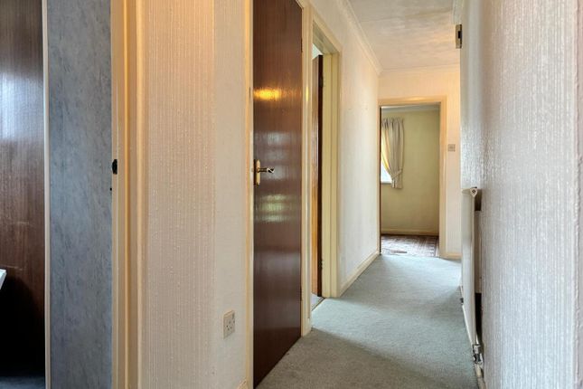 25, Maes Y Parc, Kidwelly photo 3