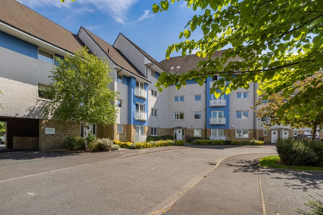 Thumbnail Flat for sale in Hilton Gardens, Anniesland, Glasgow