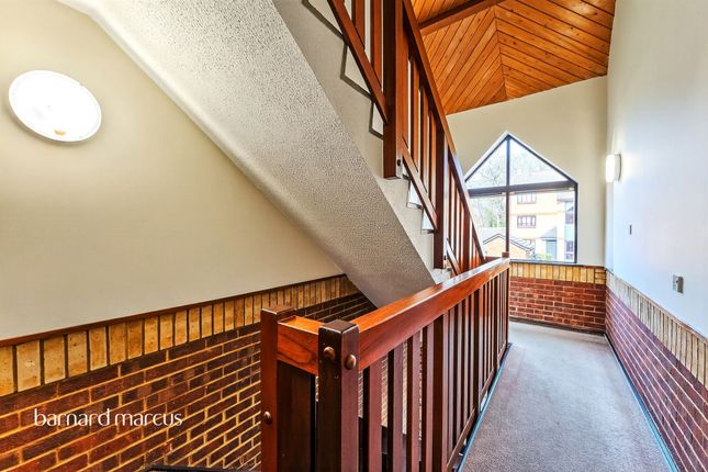 4, Kirk Rise, Sutton photo 2