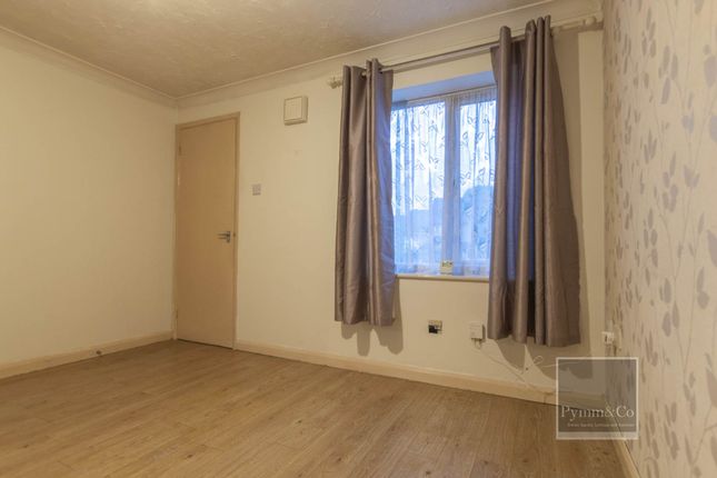 48, Acres Way, Norwich photo 3