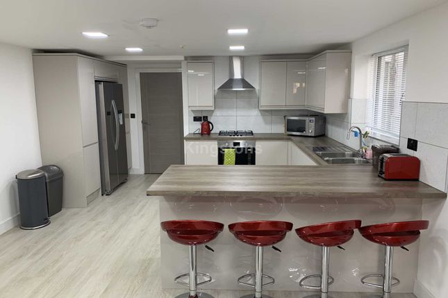 70, Maindy Road, Cardiff photo 2