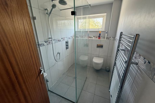44 High Street, Halling, Rochester photo 5