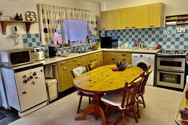 28, Birch Road, Wednesfield, Wednesfield photo 3