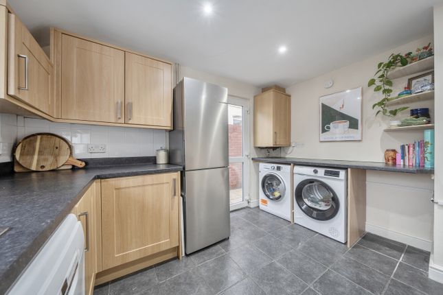 66, Llanishen Street, Cardiff photo 3
