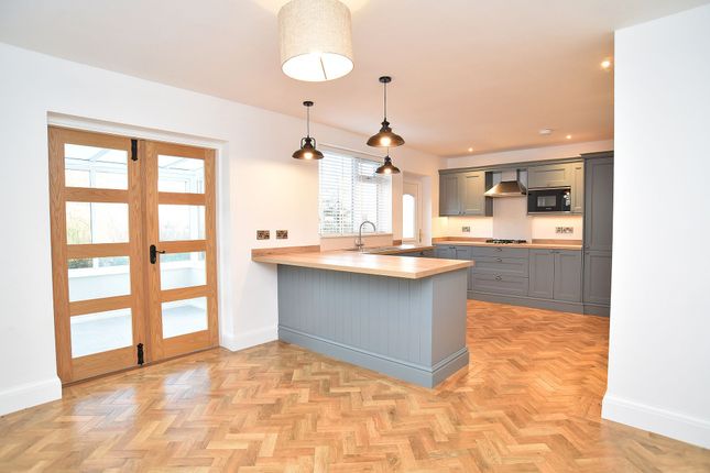 16 Cautley Drive, Harrogate photo 3