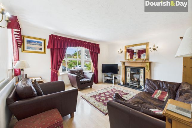 3 Canalside Close, Stafford photo 2
