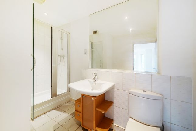 Flat for sale in Brookshill Gate, Harrow