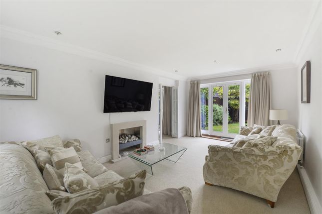 41, Alexander Grove, West Malling photo 3