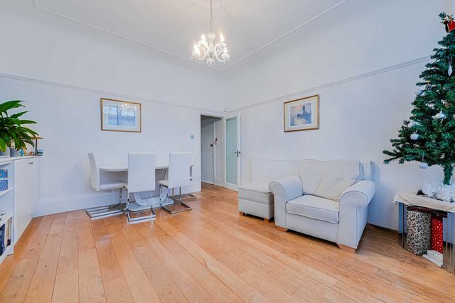 12A, Gloucester Terrace, Southend-on-sea photo 4