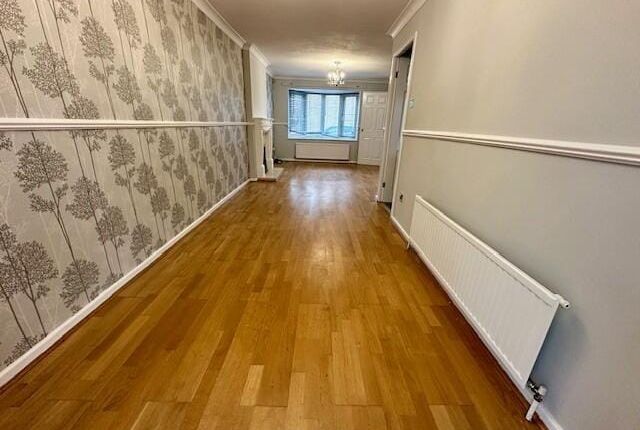 1, Mill Gardens, Worksop photo 5