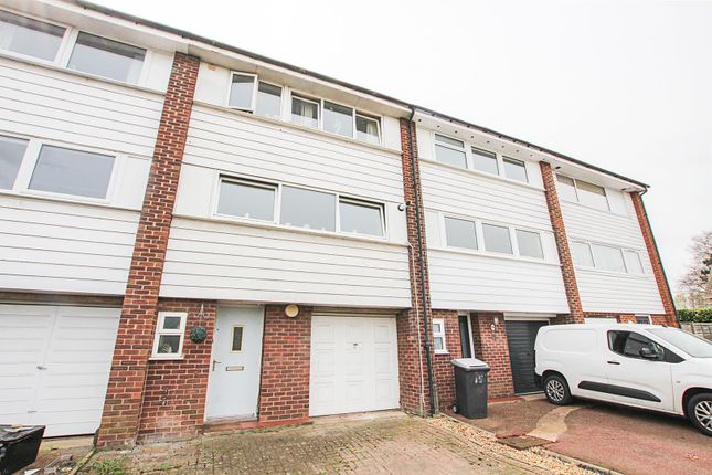 Thumbnail Town house for sale in Fielden Way, Newmarket