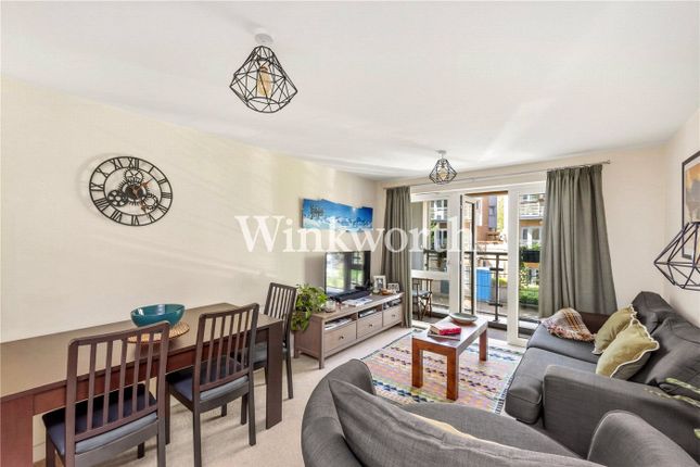 Flat 2d Pa, 6, Princes Close, London photo 3