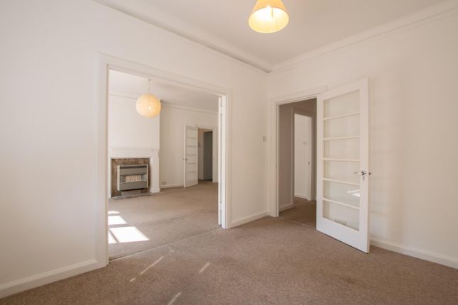 2, Manor Court, Cambridge photo 4