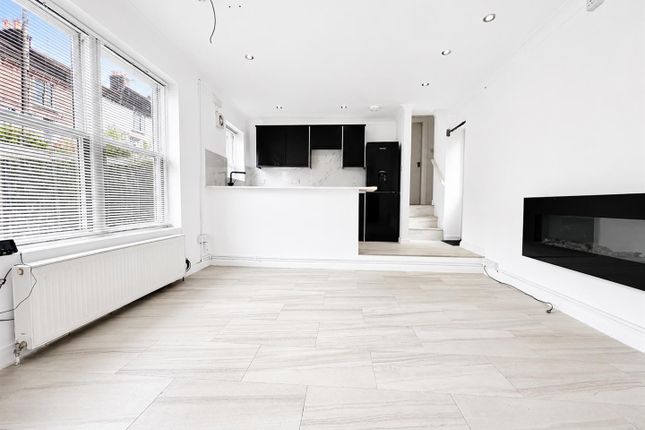 2 Princes Gate, 124, Ditchling Road, Brighton photo 3