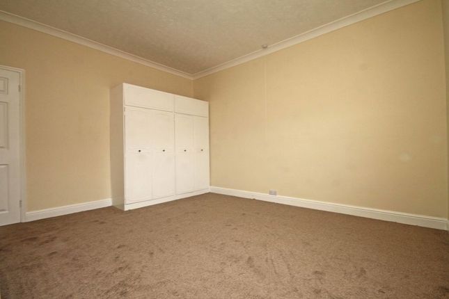 99, Fairview Avenue, Cleethorpes photo 4