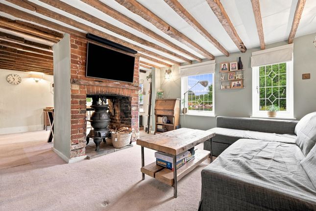 19 Hillfoot Road, Hitchin photo 3