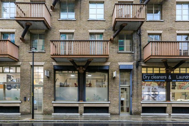 Office to let in Unit 20A, The Circle, Queen Elizabeth Street, London