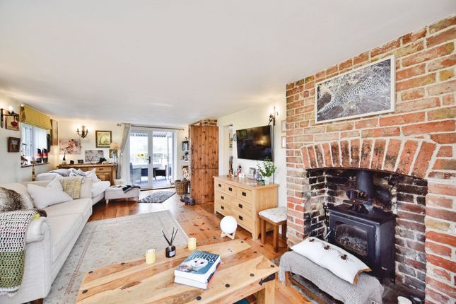 Elliott Cottage, Luddenham, Faversham photo 2