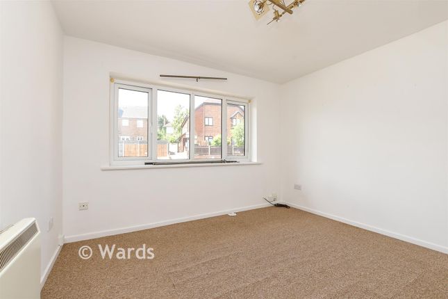 18, Wyatt Place, Rochester photo 3