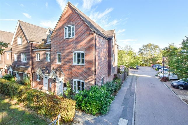 3-bed terraced on Redland Avenue, Tunbridge Wells, £525,000