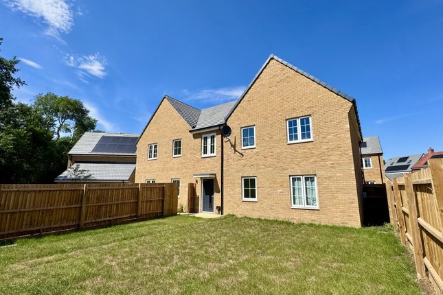 Bullens Green Lane, Colney Health photo 2