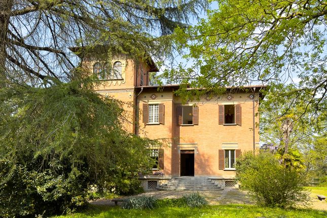 Thumbnail Villa for sale in Maranello, Modena, Emilia-Romagna, Italy