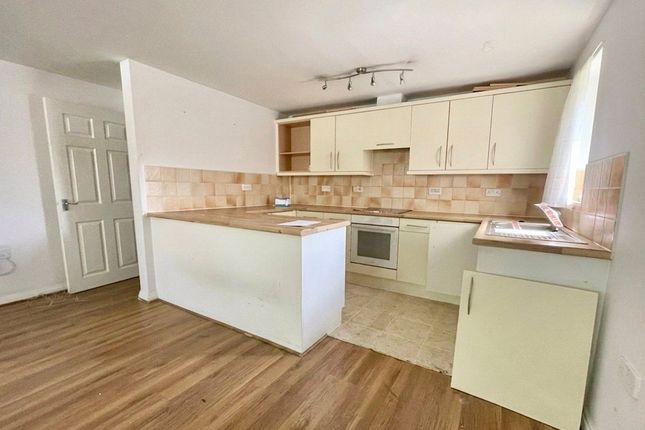 Ground Floor Flat, 17, Mayfield Close, Preston photo 3