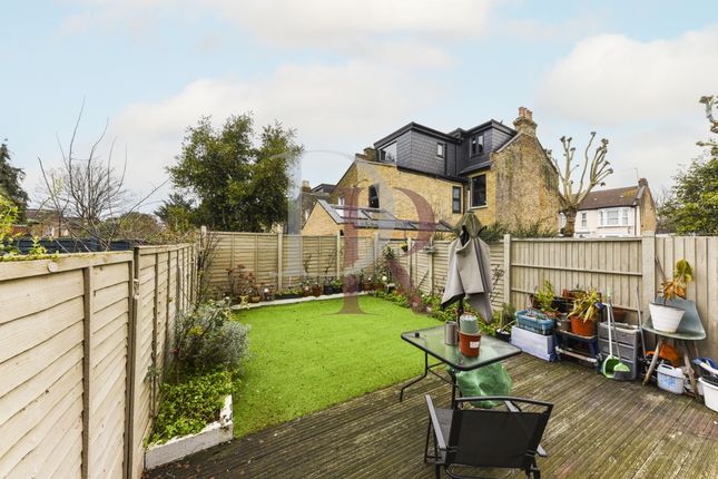 Flat 1, 6, Francis Road, London photo 2