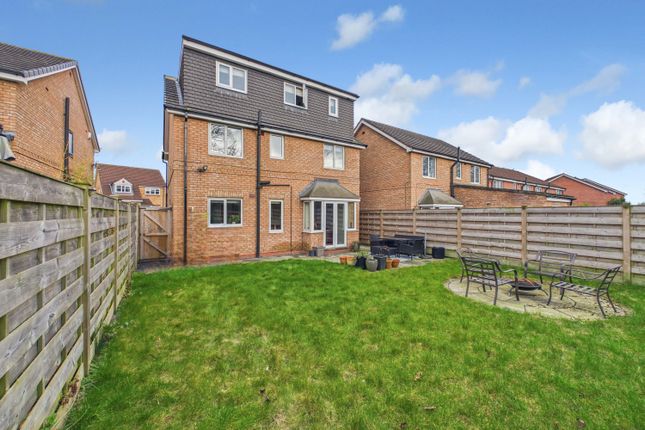 8, Whistler Close Copmanthorpe, York photo 4