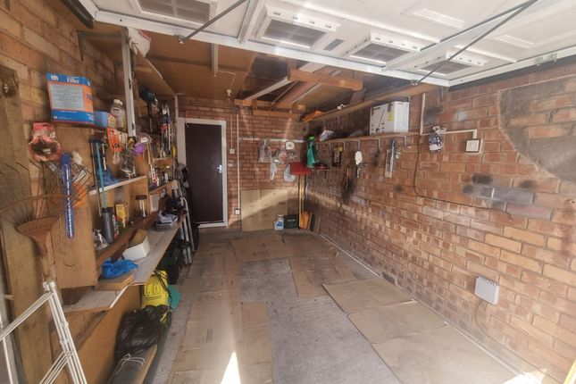 17, Green Acres Road, Birmingham photo 4
