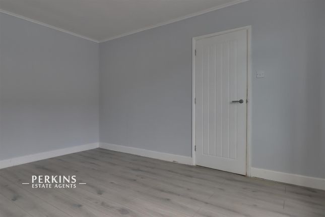Moorhills Crescent, Leighton Buzzard photo 4