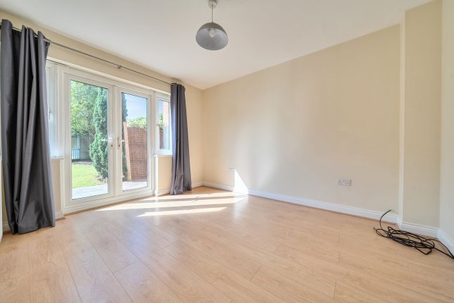 33, Beaumont Road, Flitwick photo 4