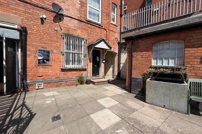 Flat 5 Bank House 113A, Warwick Road, Acocks Green photo 5