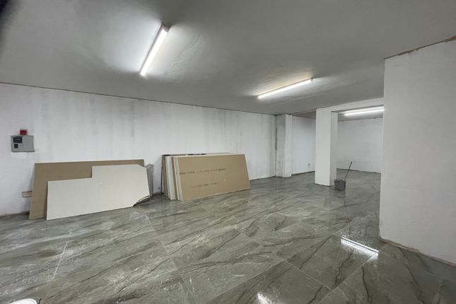 Light industrial to let in Montagu Road