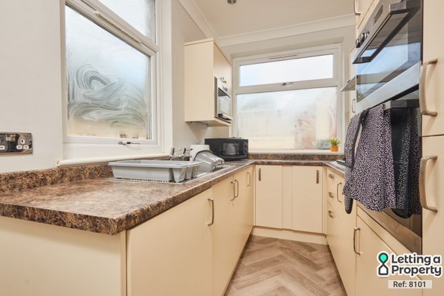 40, Mowbray Road, Stockton-On-Tees photo 2