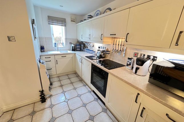 Terraced house for sale in High Street, Kinver