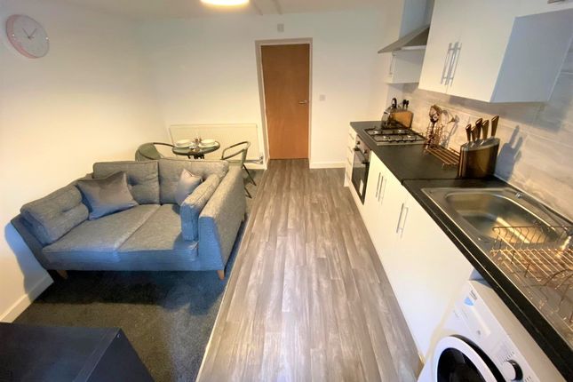 Apartment, 85, Belle Green Lane, Wigan photo 2