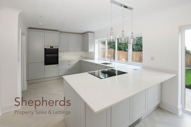 Detached house for sale in Spencer Avenue, Cheshunt, Waltham Cross